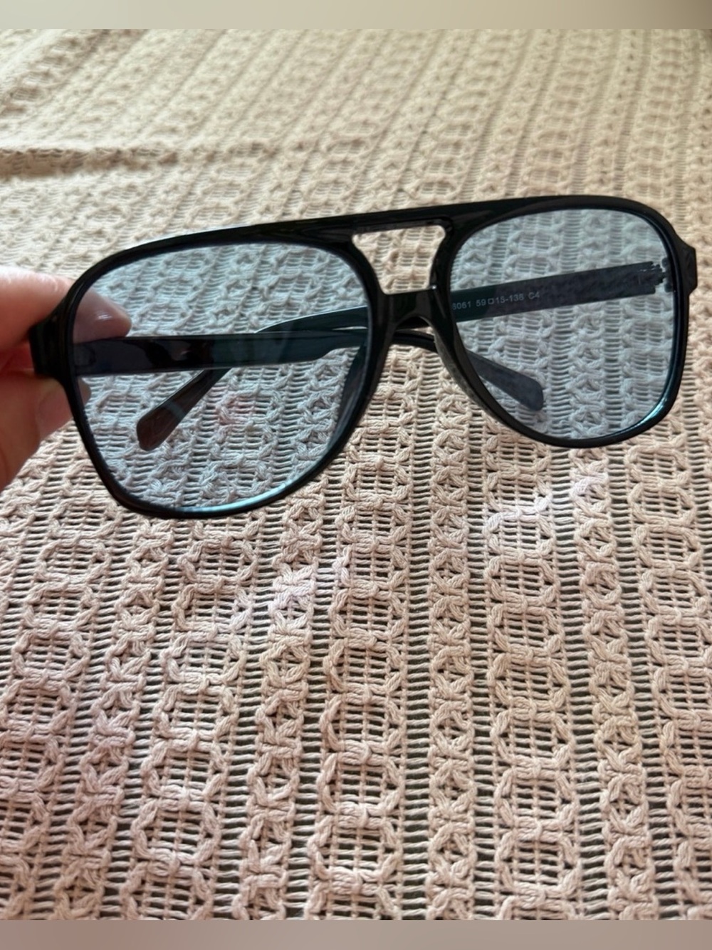 Classic Black Aviator Sunglasses with Blue-Tinted Lenses
